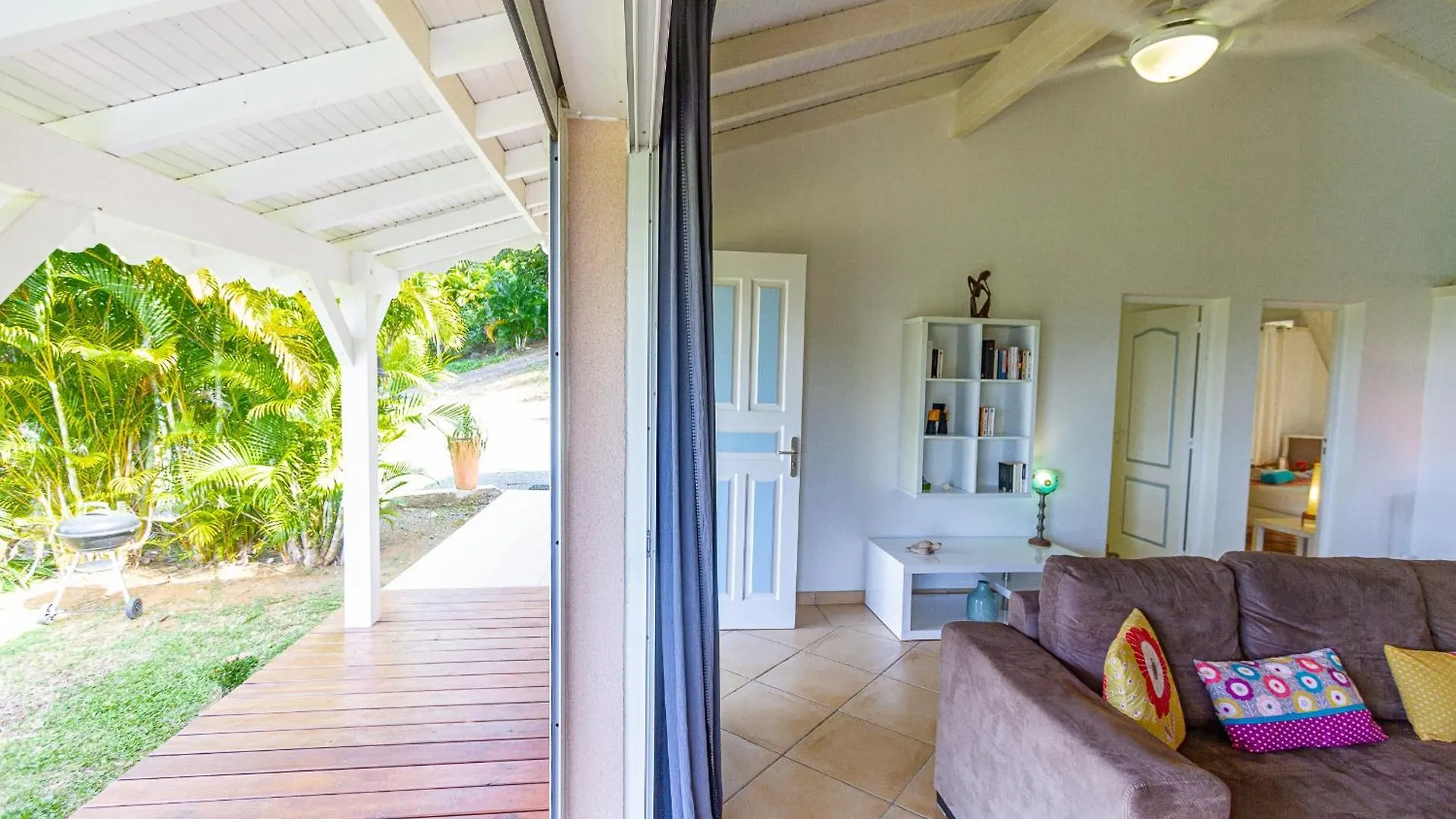 Villa Cyann Деше 0*,  Гваделупа